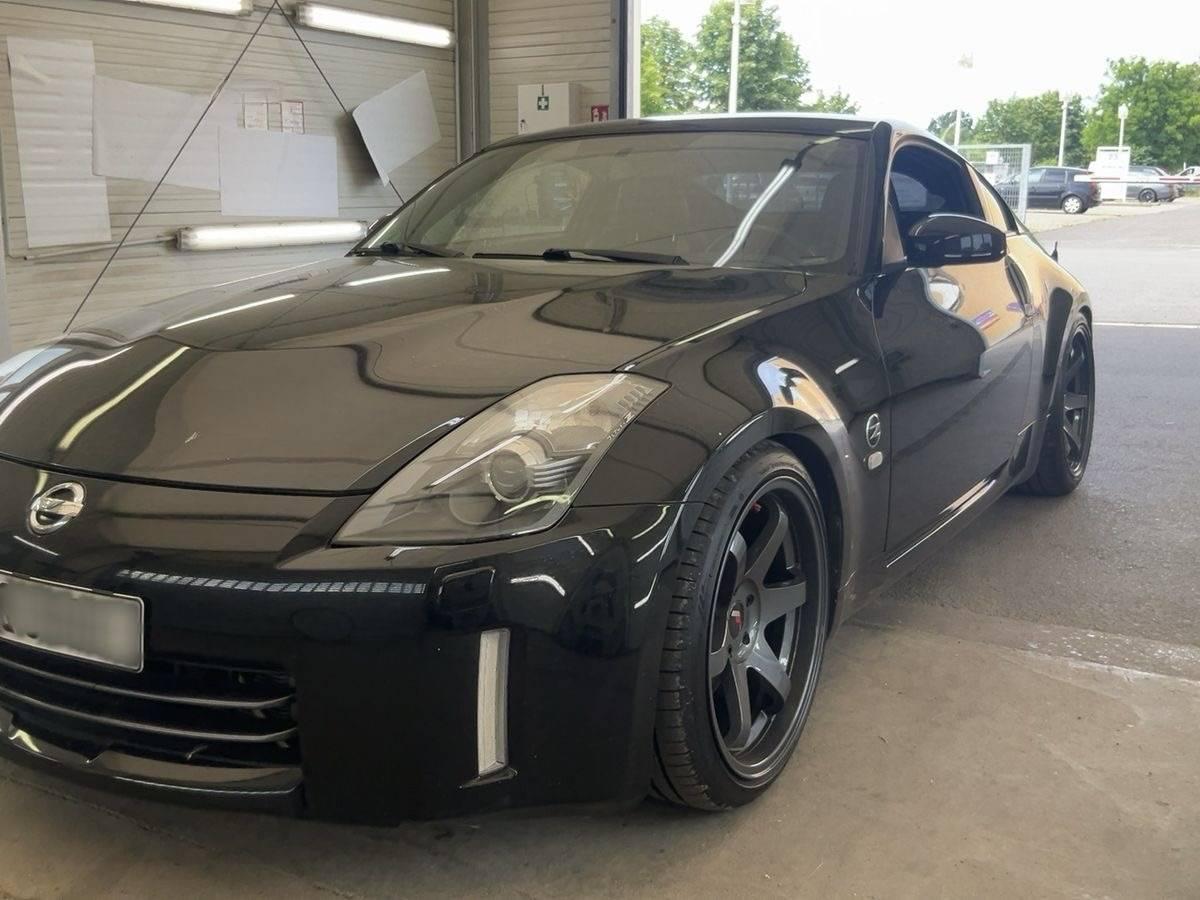 NISSAN 350Z