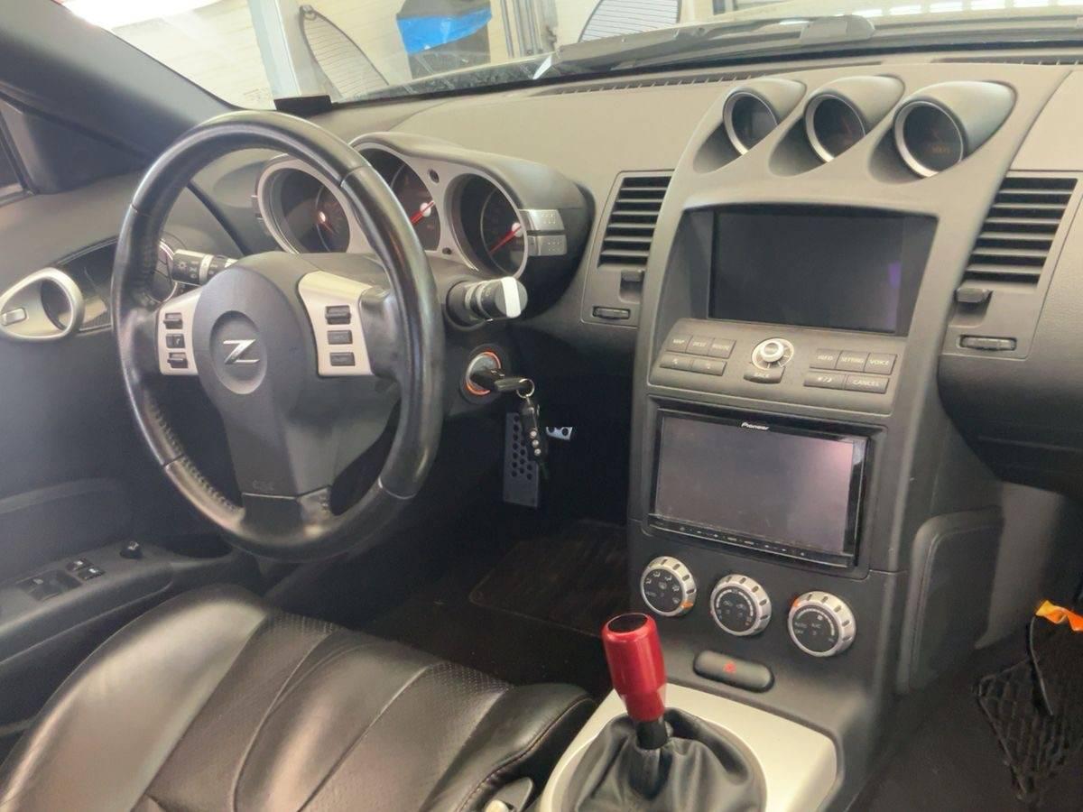 NISSAN 350Z